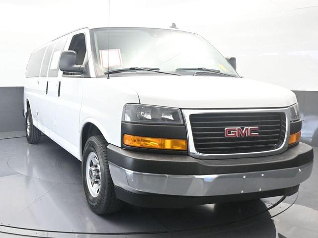 Photo of 2020 Summit White GMC Savana 3500