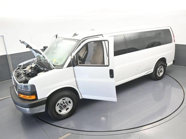 Photo of 2020 Summit White GMC Savana 3500