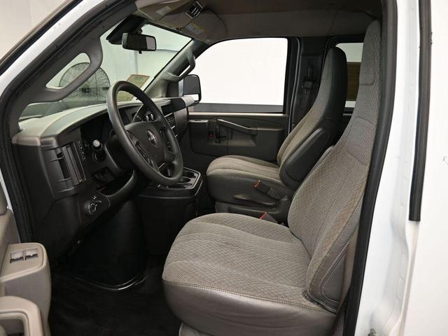 Photo of 2020 Summit White GMC Savana 3500