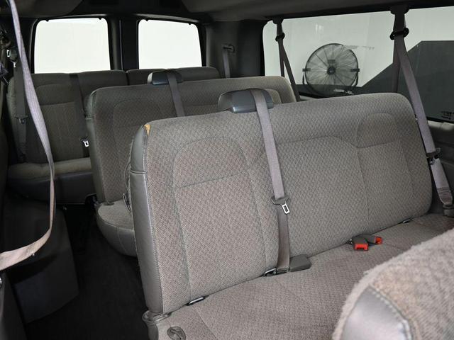 Photo of 2020 Summit White GMC Savana 3500