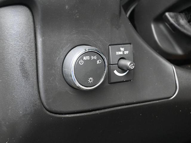 Photo of 2020 Summit White GMC Savana 3500