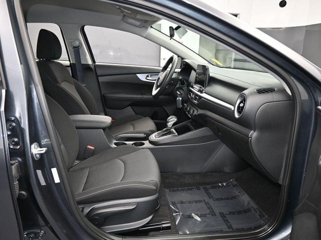 Photo of 2024 Gravity Gray Kia Forte