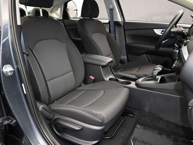 Photo of 2024 Gravity Gray Kia Forte