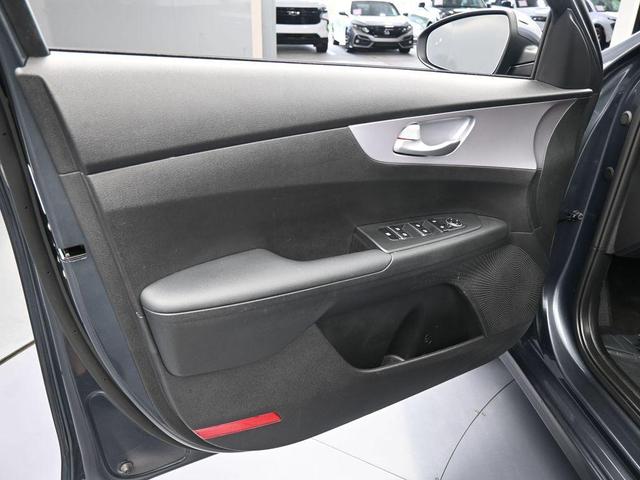 Photo of 2024 Gravity Gray Kia Forte
