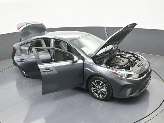 Photo of 2024 Gravity Gray Kia Forte
