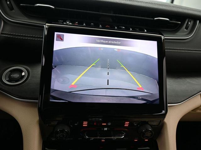 Photo of 2021 Diamond Black Jeep Grand Cherokee L