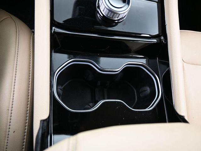 Photo of 2021 Diamond Black Jeep Grand Cherokee L