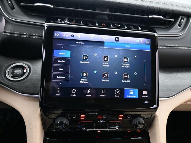 Photo of 2021 Diamond Black Jeep Grand Cherokee L