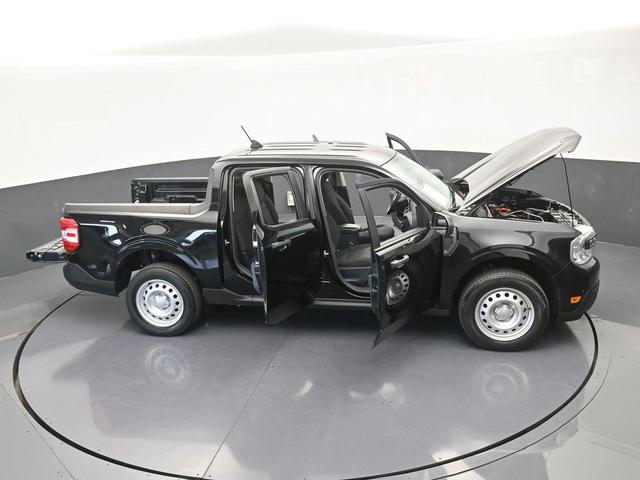 Photo of 2022 Shadow Black Ford Maverick