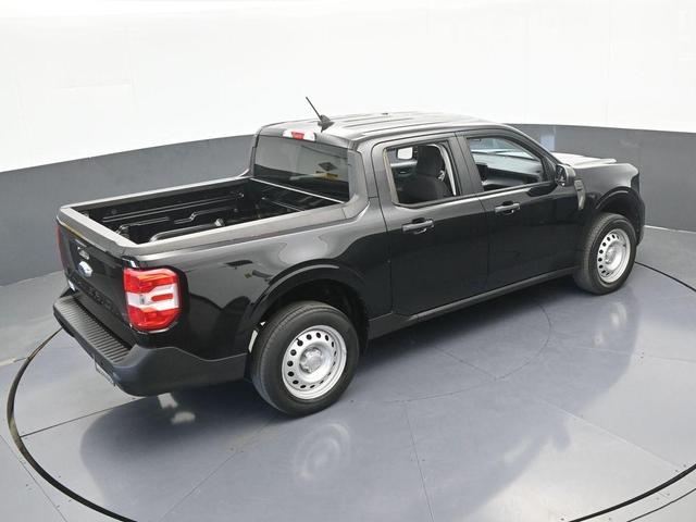 Photo of 2022 Shadow Black Ford Maverick