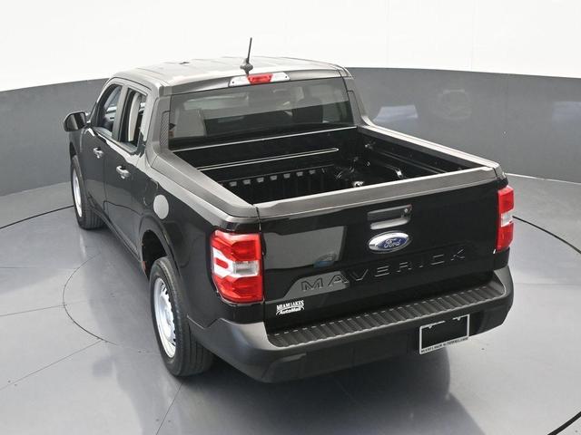Photo of 2022 Shadow Black Ford Maverick