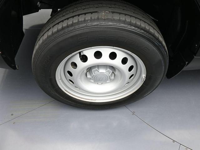 Photo of 2022 Shadow Black Ford Maverick