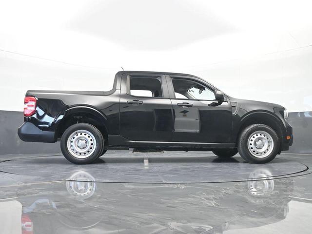 Photo of 2022 Shadow Black Ford Maverick
