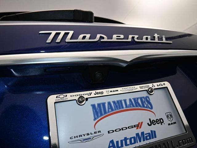 Photo of 2024 Blu Maserati Grecale