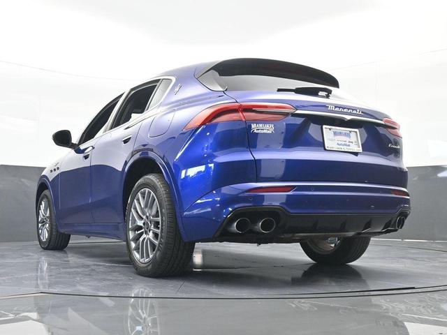 Photo of 2024 Blu Maserati Grecale