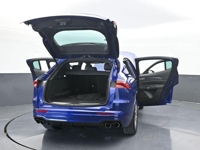Photo of 2024 Blu Maserati Grecale