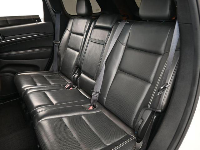 Photo of 2021 Bright White Clearcoat Jeep Grand Cherokee