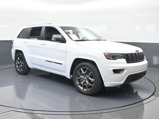 Photo of 2021 Bright White Clearcoat Jeep Grand Cherokee