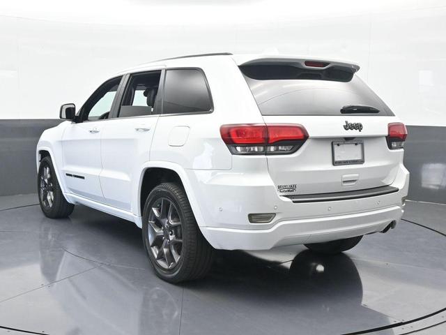 Photo of 2021 Bright White Clearcoat Jeep Grand Cherokee