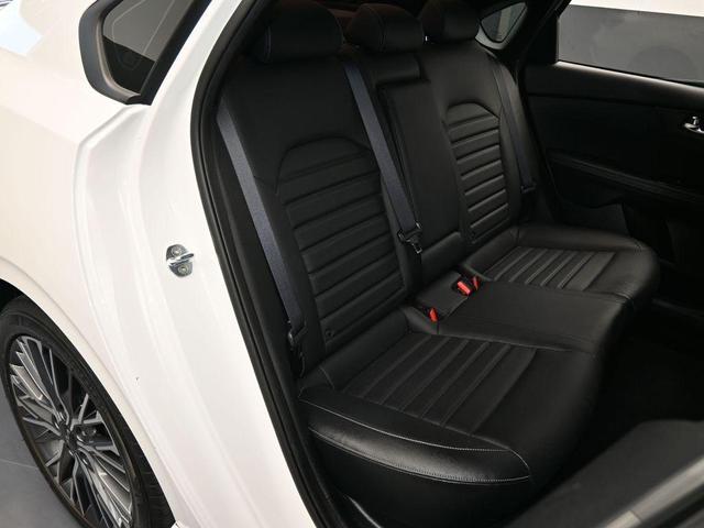 Photo of 2022 Snow White Pearl Kia Forte