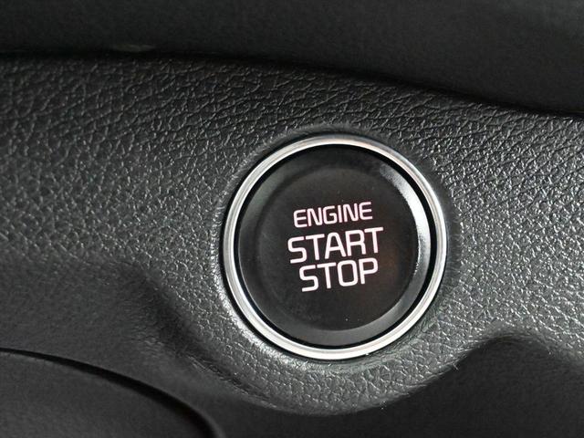 Photo of 2022 Snow White Pearl Kia Forte