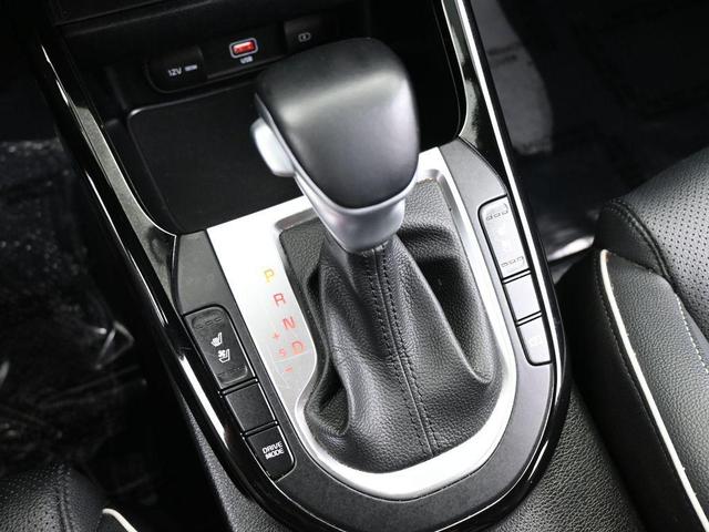 Photo of 2022 Snow White Pearl Kia Forte