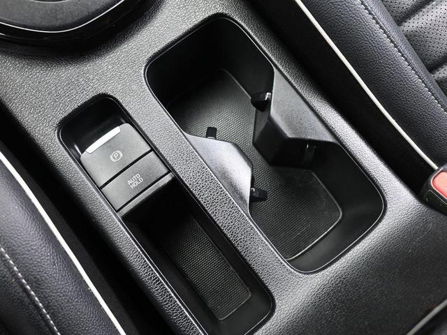 Photo of 2022 Snow White Pearl Kia Forte
