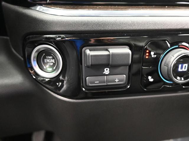 Photo of 2024 Summit White Chevrolet Silverado 1500