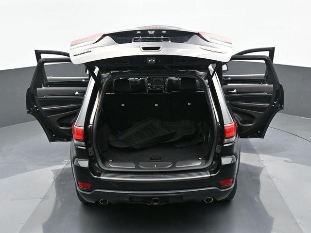 Photo of 2020 Diamond Black Jeep Grand Cherokee