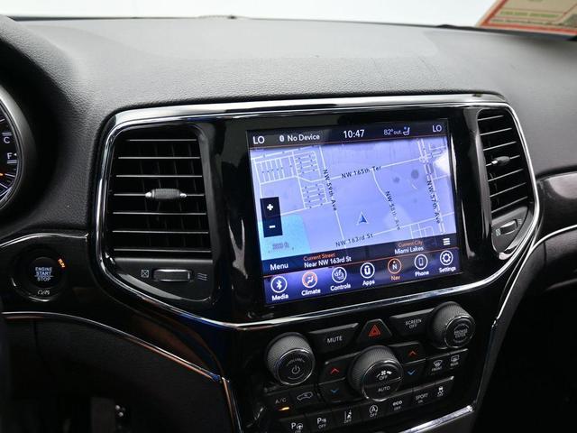Photo of 2020 Diamond Black Jeep Grand Cherokee