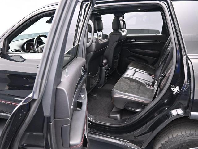 Photo of 2020 Diamond Black Jeep Grand Cherokee