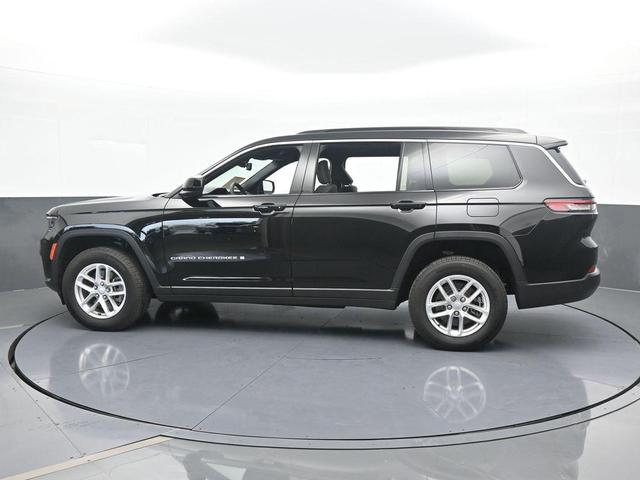 Photo of 2024 Diamond Black Jeep Grand Cherokee L