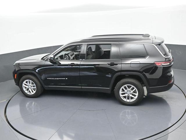 Photo of 2024 Diamond Black Jeep Grand Cherokee L