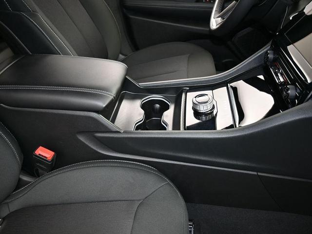 Photo of 2024 Diamond Black Jeep Grand Cherokee L