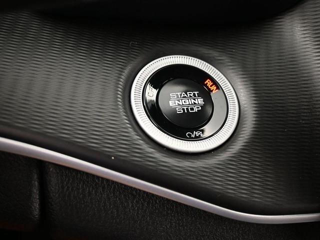 Photo of 2024 Diamond Black Jeep Grand Cherokee L