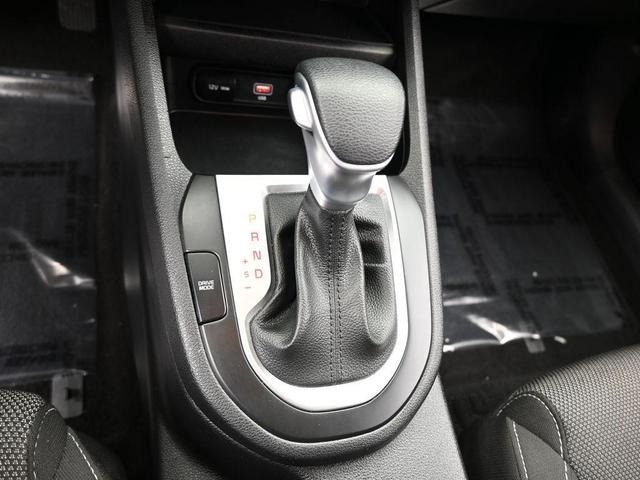 Photo of 2023 Currant Red Kia Forte