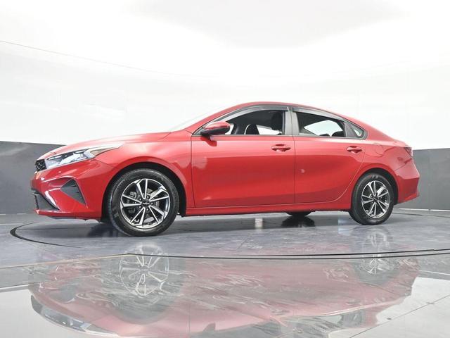 Photo of 2023 Currant Red Kia Forte