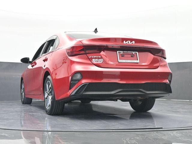 Photo of 2023 Currant Red Kia Forte