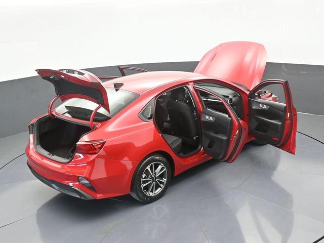 Photo of 2023 Currant Red Kia Forte