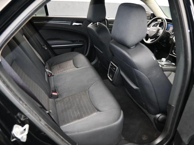 Photo of 2022 Gloss Black Chrysler 300