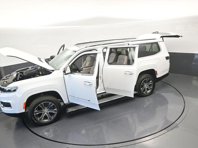 Photo of 2023 Bright White Clearcoat Jeep Grand Wagoneer L