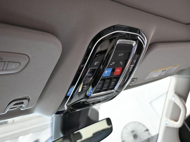 Photo of 2023 Bright White Clearcoat Jeep Grand Wagoneer L