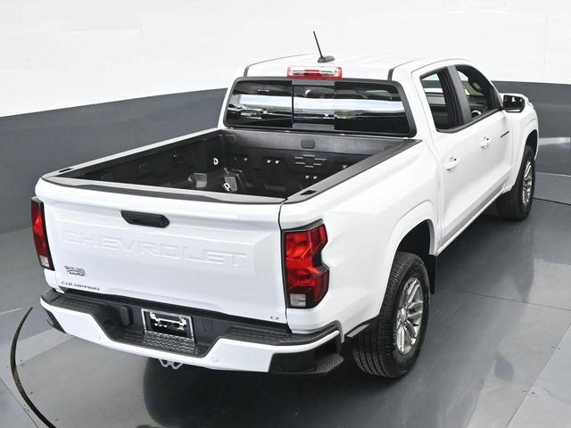 Photo of 2024 Summit White Chevrolet Colorado