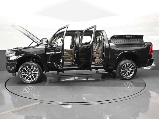 Photo of 2025 Diamond Black RAM 1500