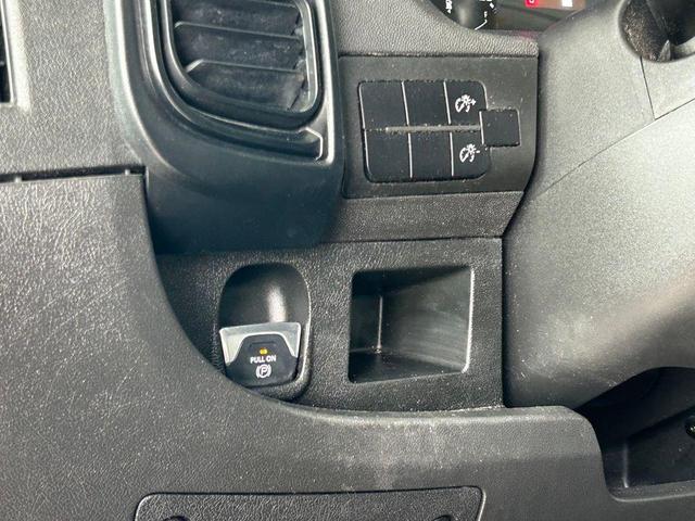 Photo of 2023 Bright White Clearcoat RAM ProMaster 2500