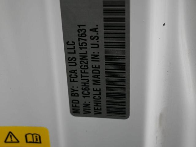 Photo of 2022 Bright White Clearcoat Jeep Gladiator