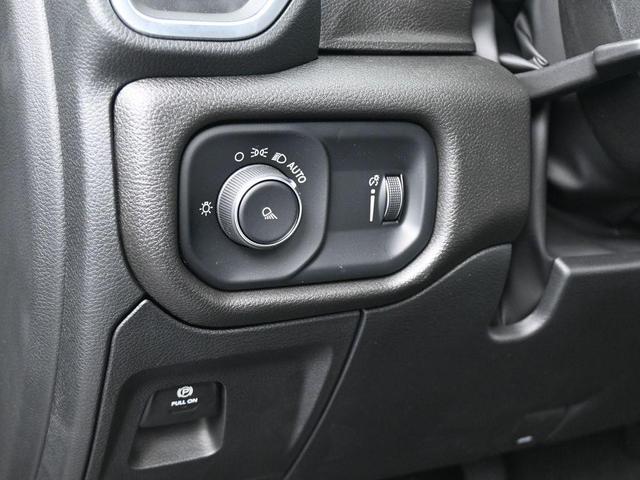 Photo of 2024 Diamond Black RAM 1500