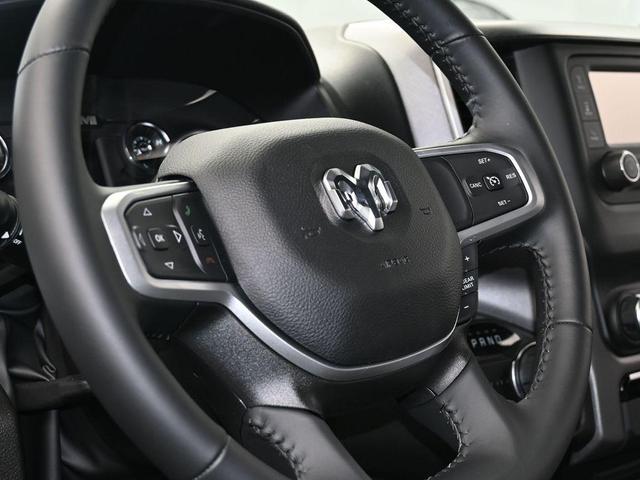 Photo of 2024 Diamond Black RAM 1500