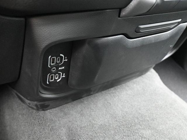 Photo of 2024 Diamond Black RAM 1500