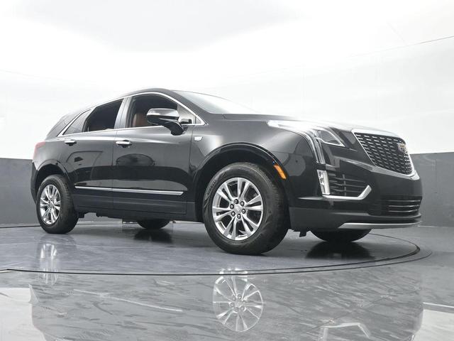 Photo of 2020 Stellar Black Metallic Cadillac XT5
